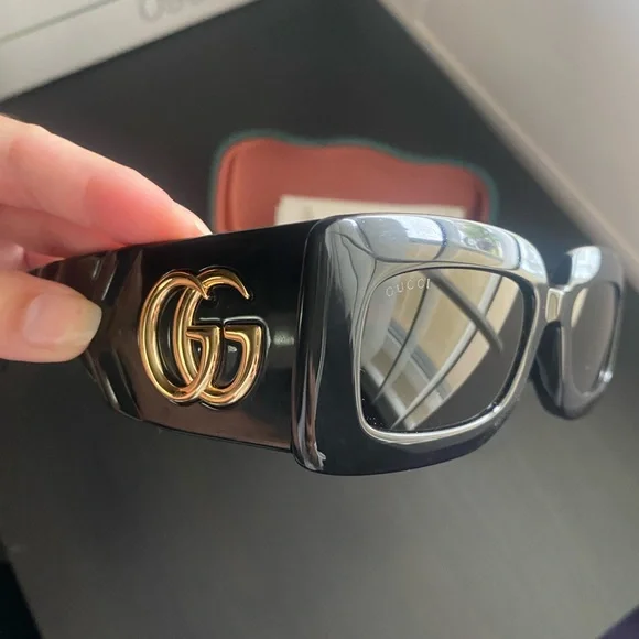 Gucci Black/Grey Rectangle Frame Sunglasses - GUCCI GG1425S - Picture 7 of 10